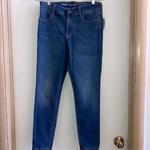 Old Navy Super Skinny Jeans NWT